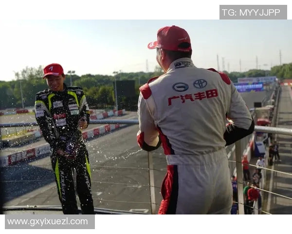 成都排球队在洲际杯积分榜中以61分稳居第一名展现强劲实力