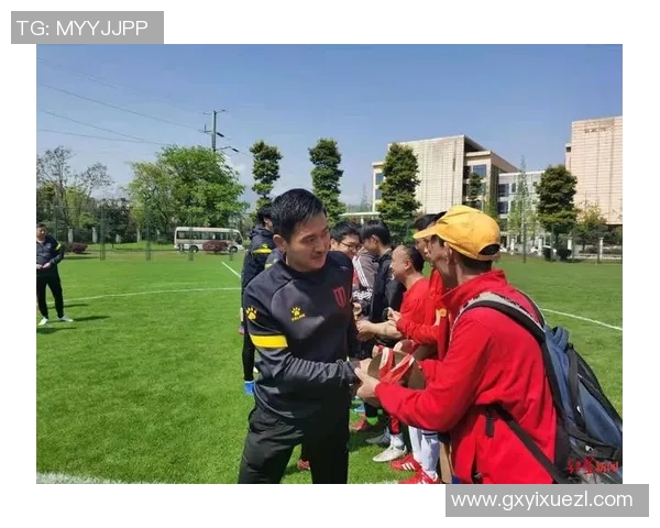 成都羽毛球队战术争议引发热议球迷与专家观点碰撞激烈