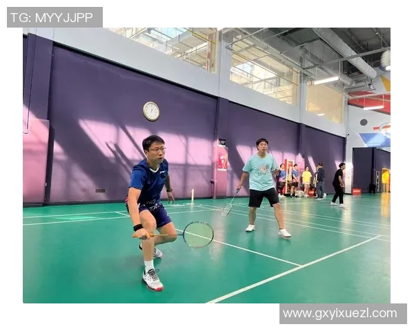 武汉羽毛球队在世界锦标赛中的默契配合与战术分析